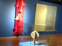 Exposição Na oração, que desaterra... a terra, em homenagem ao sagrado